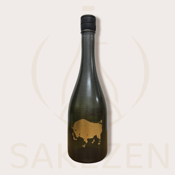 Kuroushi Hiougi Junmai Daiginjo (Wakayama) | SAKEZEN