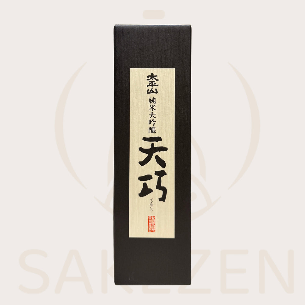 Bottle of Tenko 40 Junmai Daiginjo