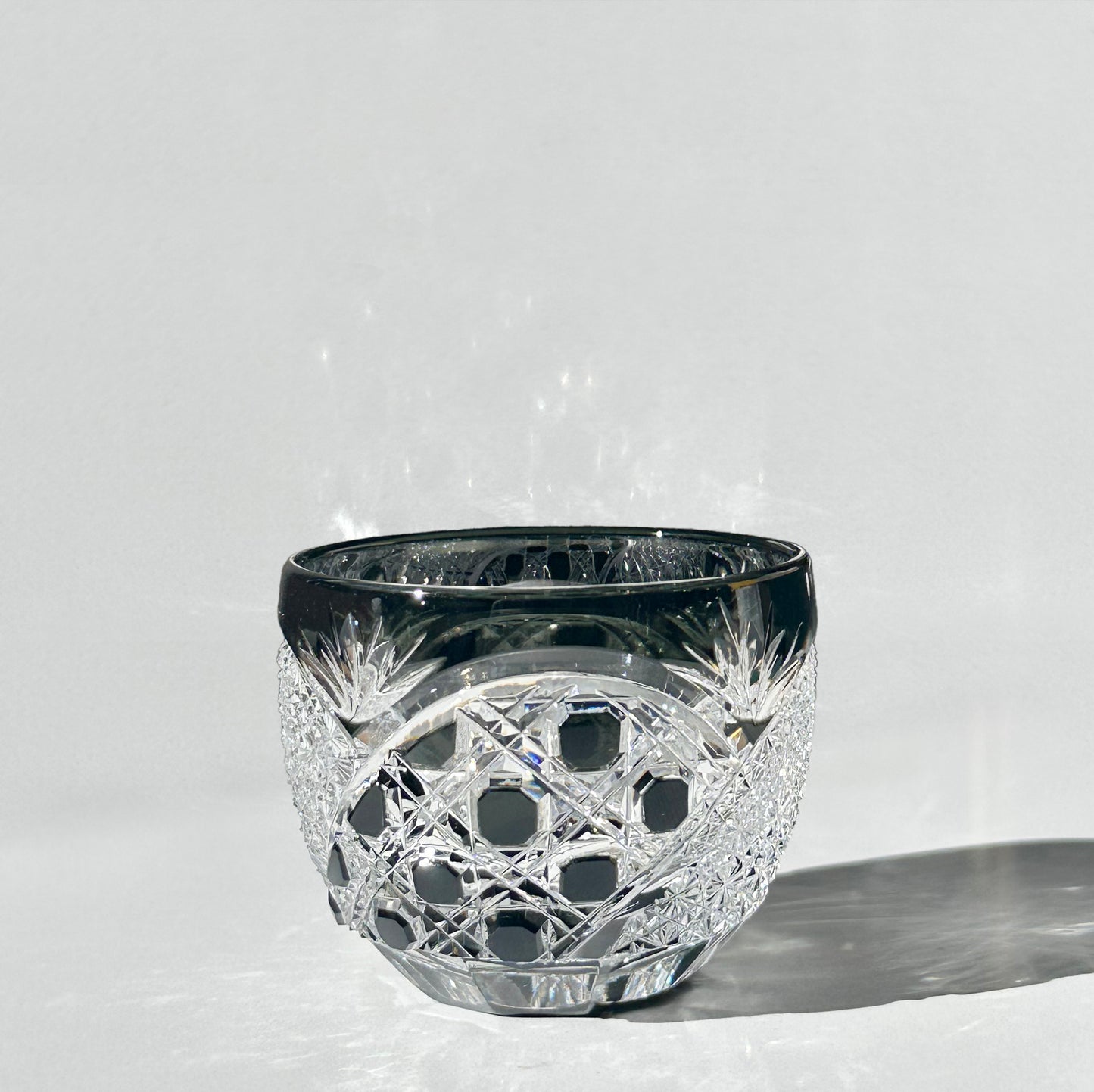 Yamada Shinsei Edo Kiriko Kogane Crystal Sake Glass black